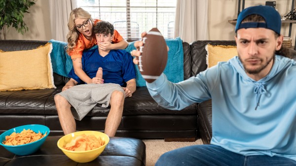 Crazy College GFs / Realitykings - Jill Taylor, Parker Ambrose My Boyfriend Won't Give Me Anal / 12.12.2024