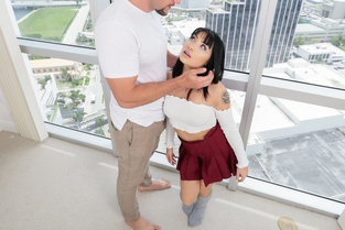 Don't Break Me / Mofos - Rina ellis First Time Trying Big Dick / 22.8.2017