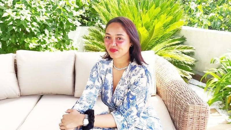 JacquieEtMichelTV Elektra , 22 years old, accounting manager in Cannes! 24 06 24 BigTits  Brunette  Hardcore  French  DemonINC  doodstream.com  filemoon.sx