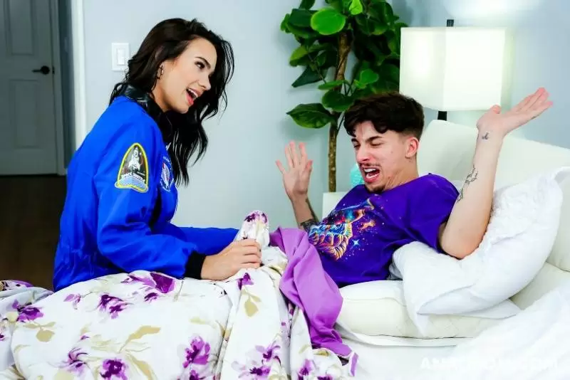 New  AnalMom  Ivy IRLND Houstonnn We Have Got a Backdoor Problem (27-11-2025) Anal  Hardcore  Milf  Bigtits  Roleplay  Family  Stepmom  Creampie  ILUVY  lulustream.com  strmup.to